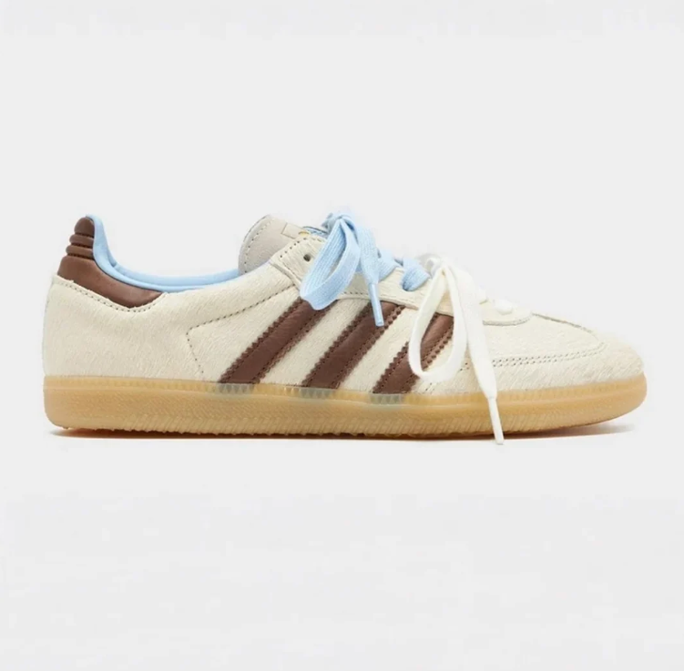 adidas Cream & Brown Dual-Lace T-Toe Low-Top Sneakers