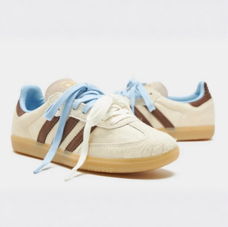 adidas Cream & Brown Dual-Lace T-Toe Low-Top Sneakers